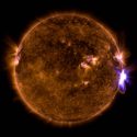 NASA Detects Solar Flare Pulses at Sun and Earth